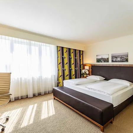 Plaza Premium Wien-2